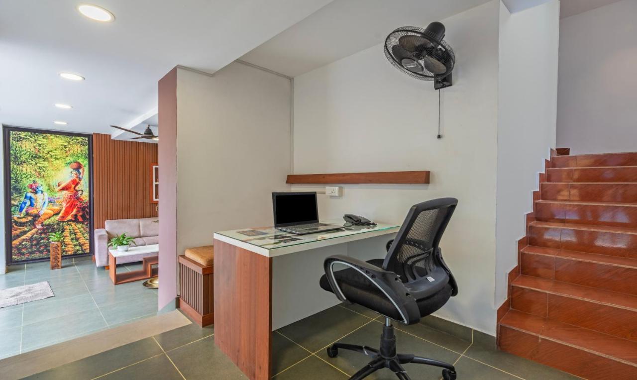 Treebo Jp Residency Otel Thiruvananthapuram Dış mekan fotoğraf